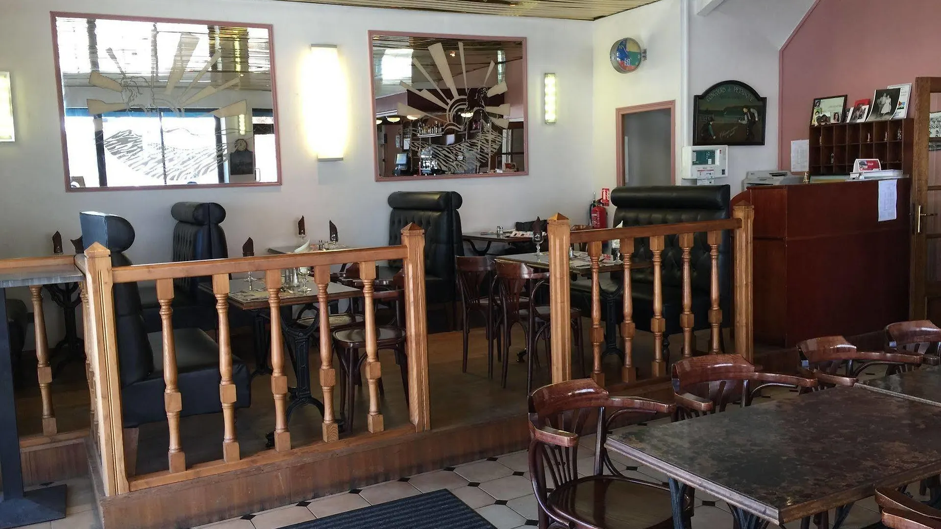 Hotel Le Roi Gourmand Pamiers 2*,